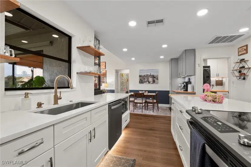 Picture of 6860 Saint Edmunds Loop, Fort Myers FL 33966