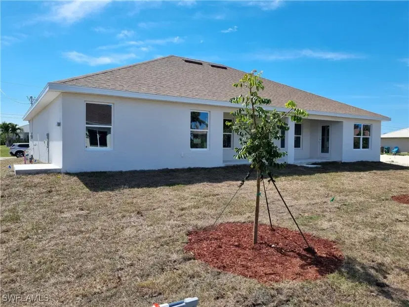 Picture of 125 NW 9Th Ter, Cape Coral FL 33993