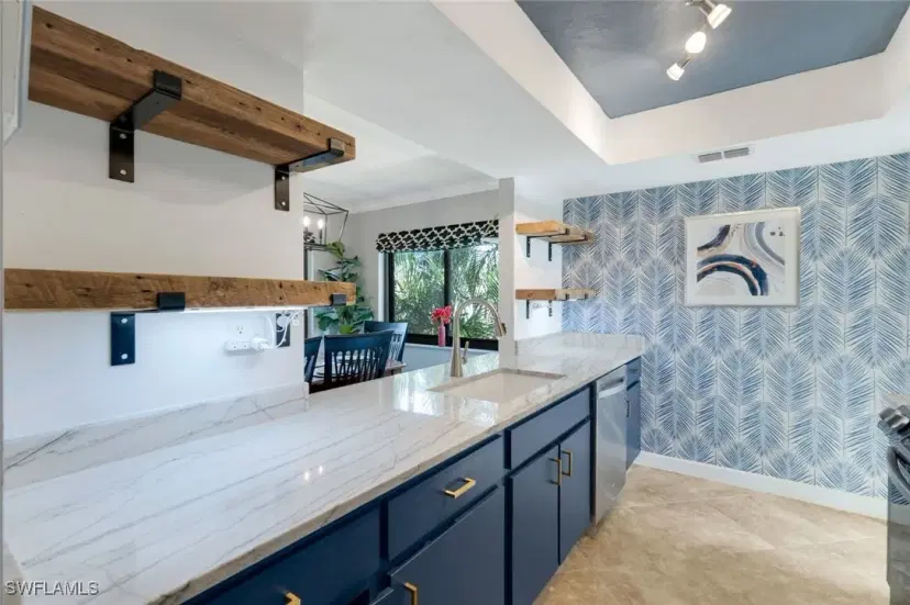 Picture of 5271 Blue Crab Cir 5, Bokeelia FL 33922