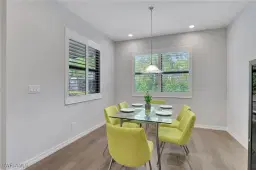 Picture of 12953 Pembroke Dr, Naples, FL 34105