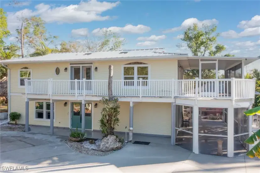 Picture of 15560 S Pebble Ln, Fort Myers FL 33912
