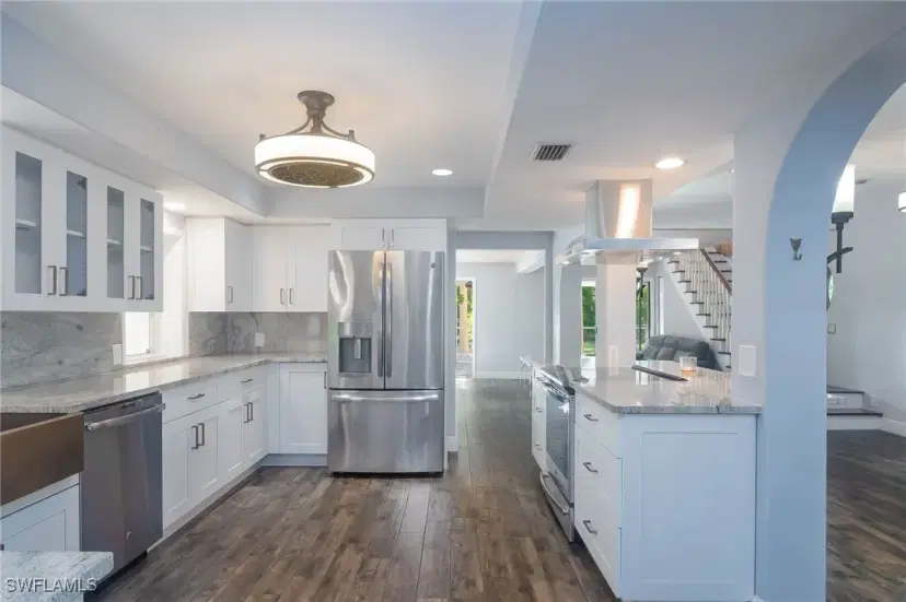 Picture of 15560 S Pebble Ln, Fort Myers FL 33912