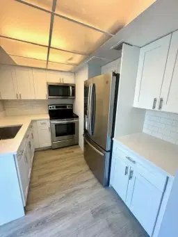 Picture of 315 S Circle Drive S 102, Boynton Beach, FL 33435