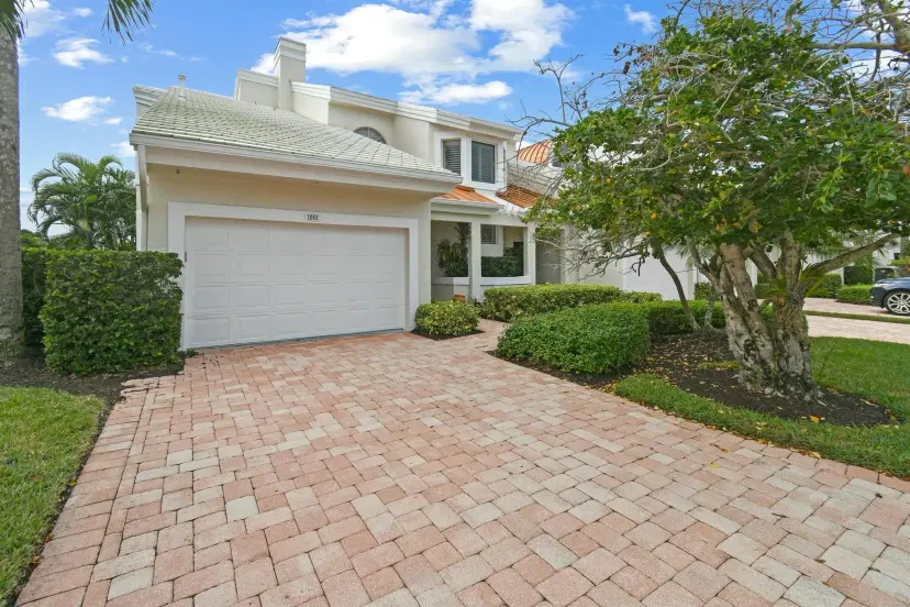 Picture of 1901 Captains Way, Jupiter FL 33477
