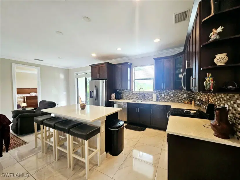 Picture of 2460 Everglades Blvd N, Naples FL 34120