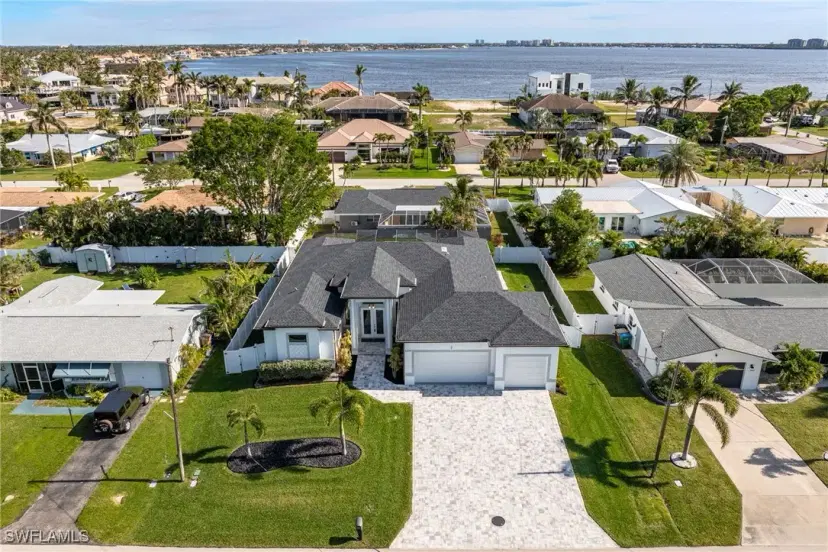 Picture of 5839 SW 1St Ct, Cape Coral FL 33914