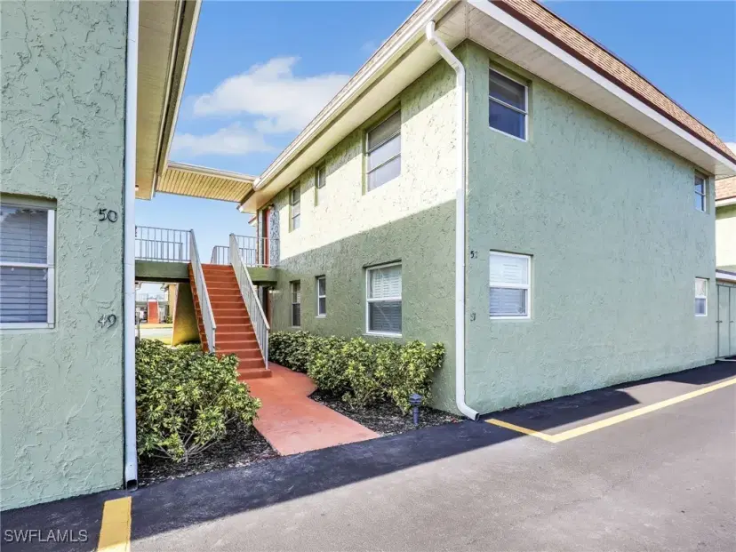 Picture of 1400 Pompei Ln 52, Naples FL 34103