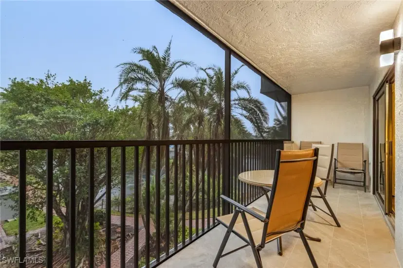 Picture of 600 Neapolitan Way 349, Naples FL 34103