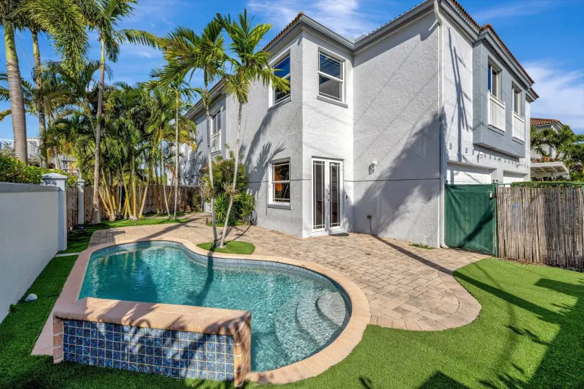 Picture of 1106 SE 4Th Avenue, Fort Lauderdale FL 33316