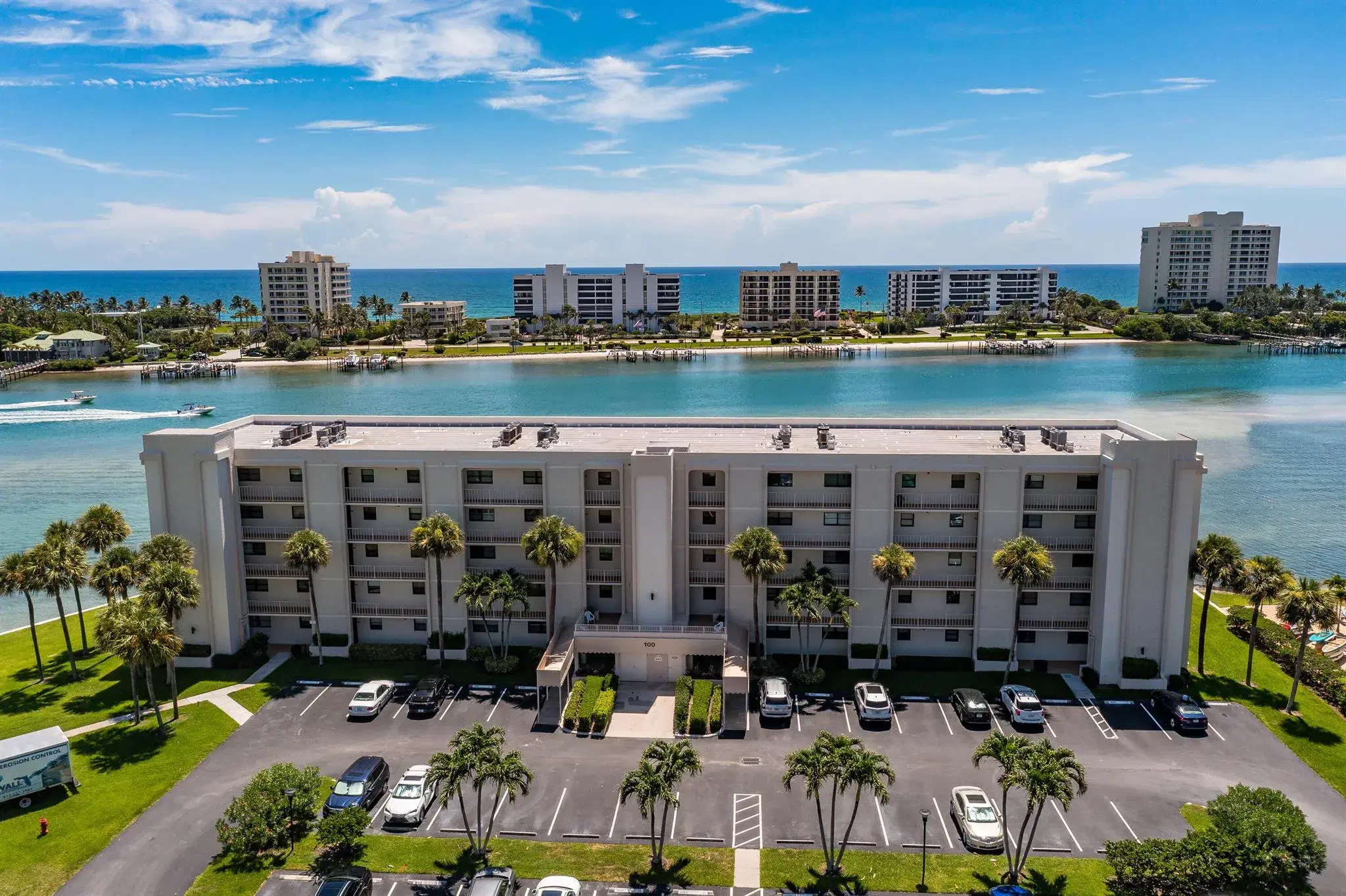 Picture of 100 Intracoastal Place 205, Jupiter, FL 33469