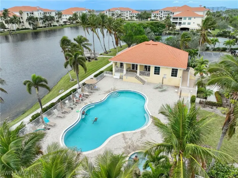 Picture of 20051 Sanibel View Cir 303, Fort Myers FL 33908