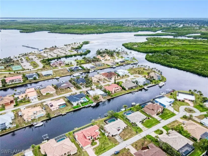 Picture of 125 Graham St Sw, Port Charlotte FL 33952