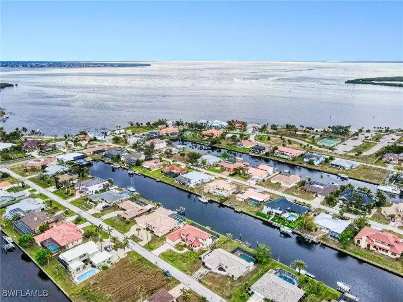 Picture of 125 Graham St Sw, Port Charlotte FL 33952