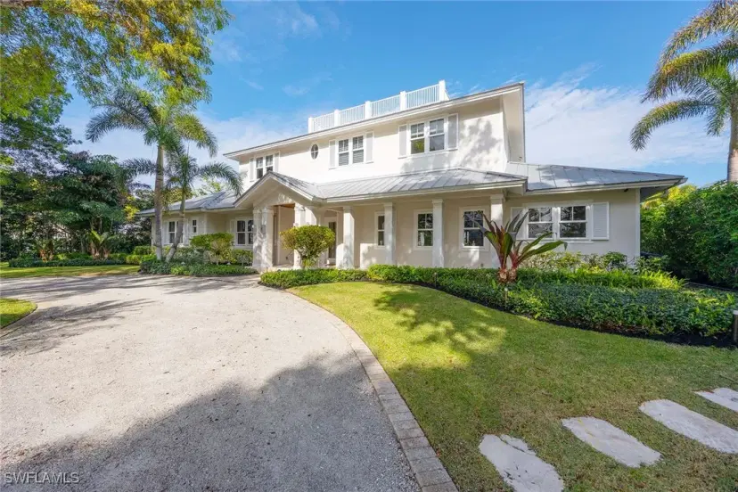 Picture of 661 6Th Ave N, Naples FL 34102