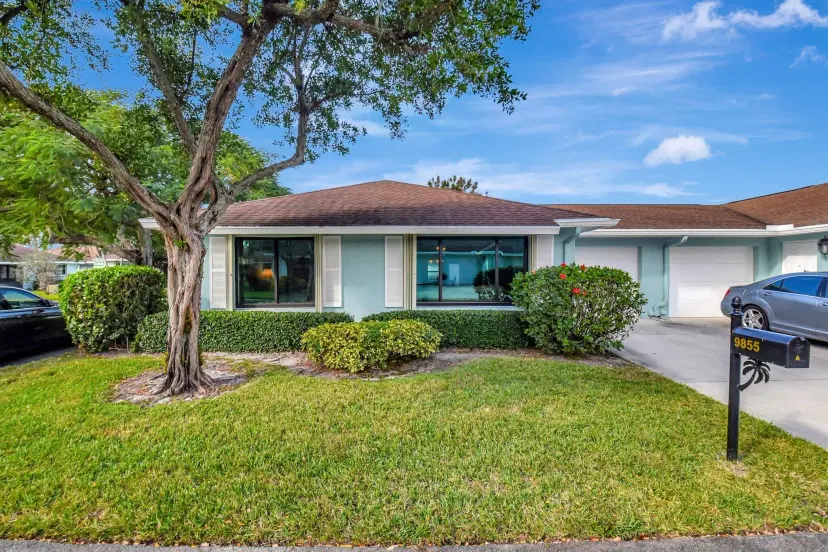 Picture of 9855 Loquat Tree Run A, Boynton Beach FL 33436