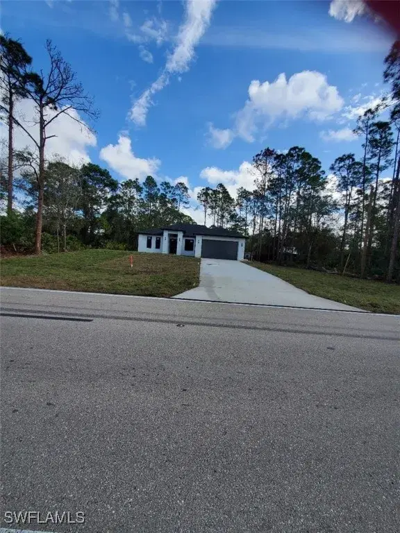 Picture of 205 Columbus Blvd S, Lehigh Acres FL 33974
