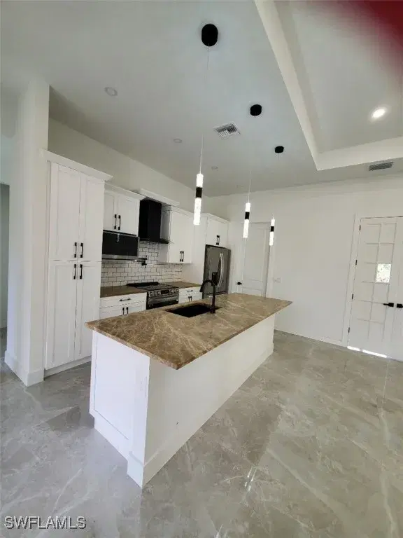 Picture of 205 Columbus Blvd S, Lehigh Acres FL 33974