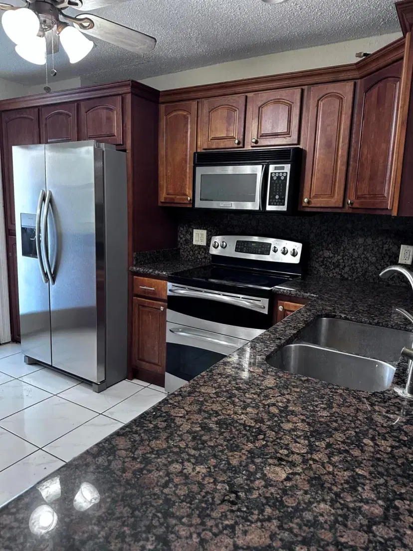 Picture of 6200 S Falls Cir Drive 310, Lauderhill FL 33319