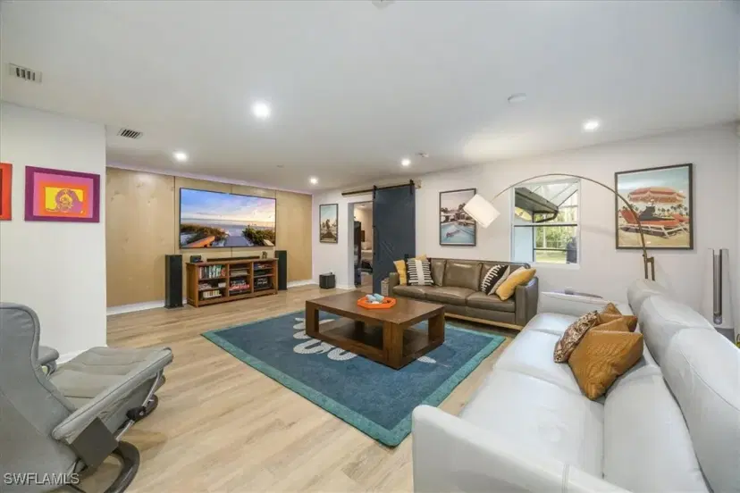 Picture of 5311 Hickory Wood Dr, Naples FL 34119