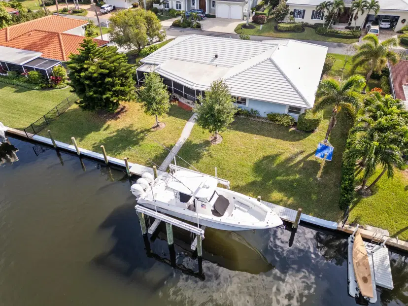 Picture of 8945 SE Harbor Island Way, Hobe Sound FL 33455
