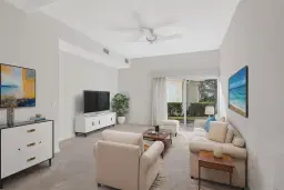 Picture of 556 7Th Sq 101, Vero Beach, FL 32962