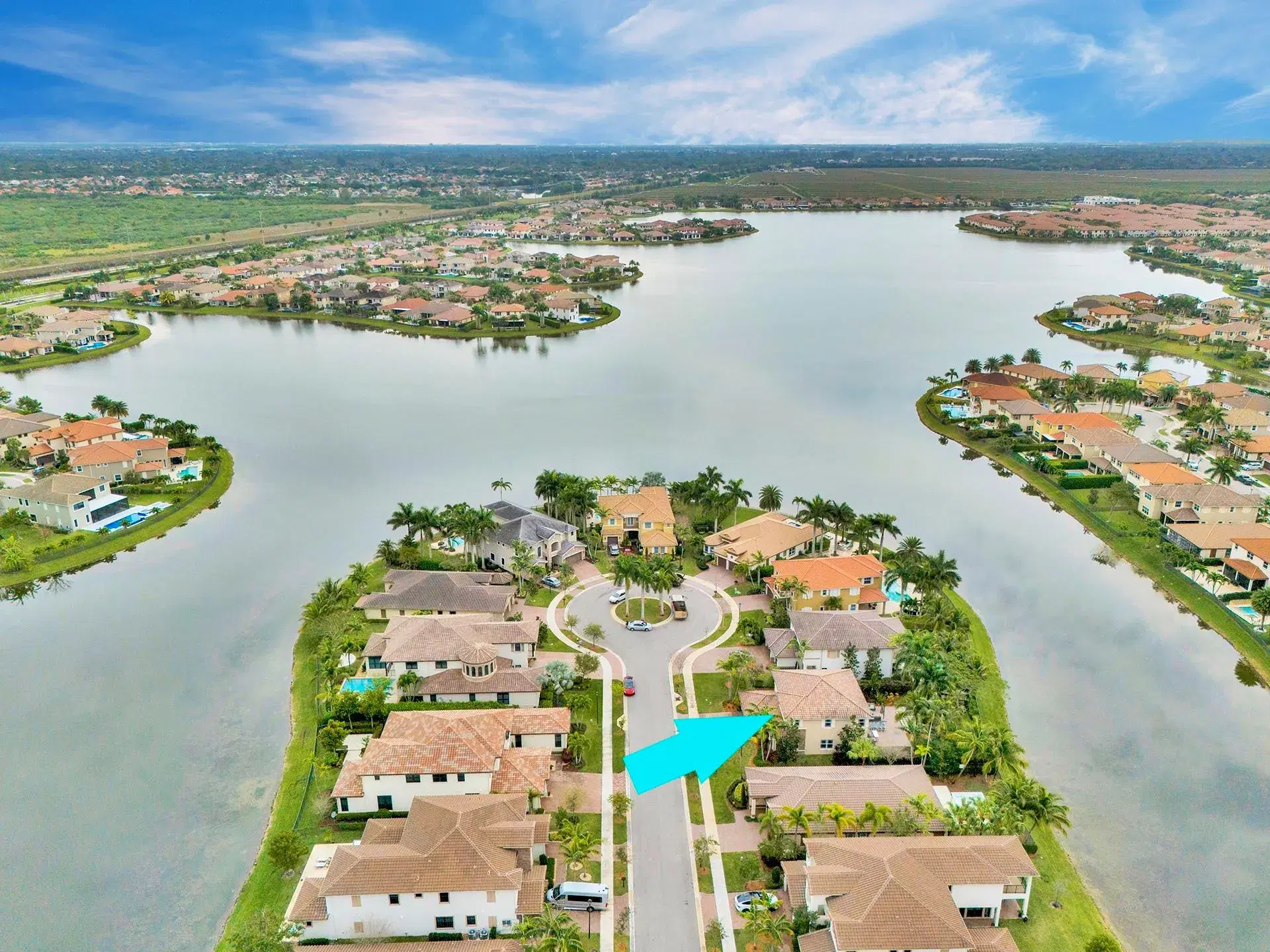 Picture of 10250 Peninsula Pl, Parkland, FL 33076