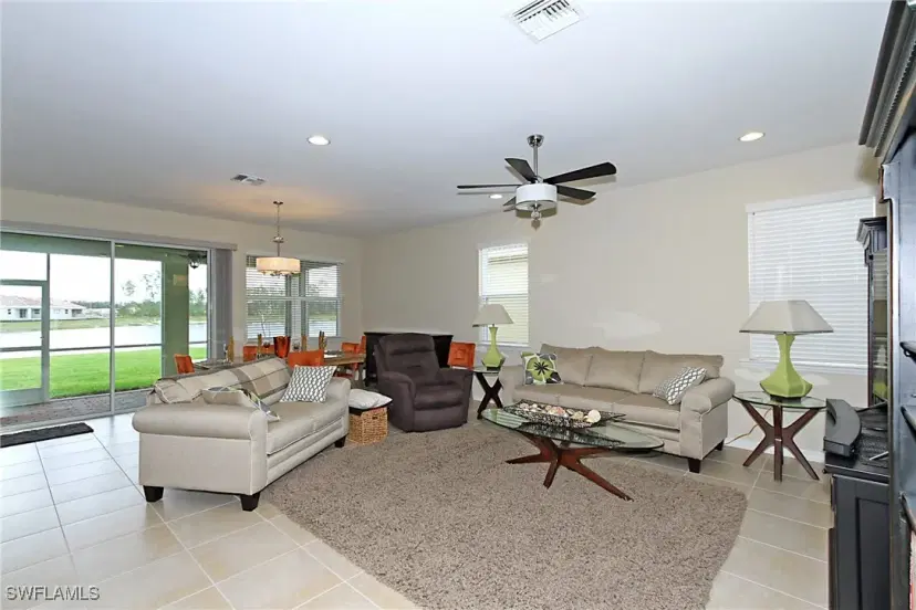 Picture of 4147 Dutchess Park Rd, Fort Myers FL 33916