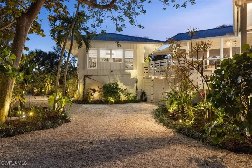 Picture of 1973 Wild Lime Dr, Sanibel FL 33957