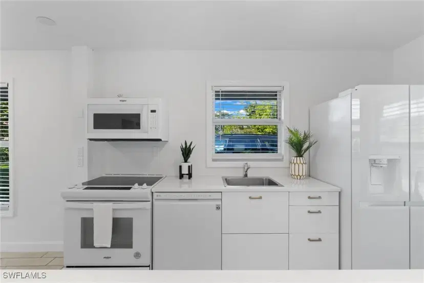 Picture of 2722 Arbutus St C2, Naples FL 34112