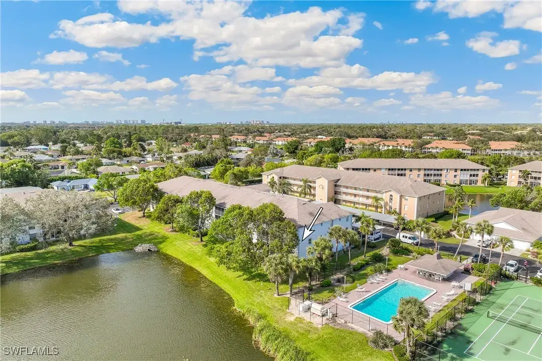 Picture of 9610 Victoria Ln 208D, Naples, FL 34109