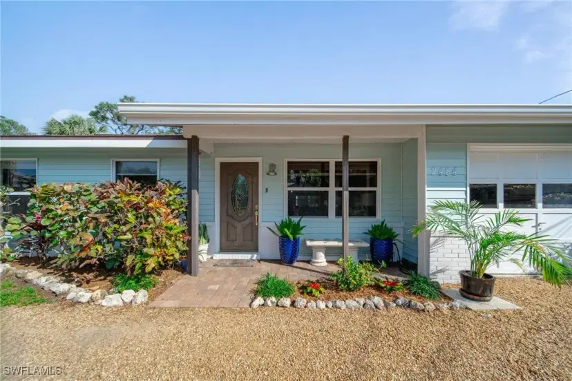 Picture of 2484 10Th St N, Naples FL 34103