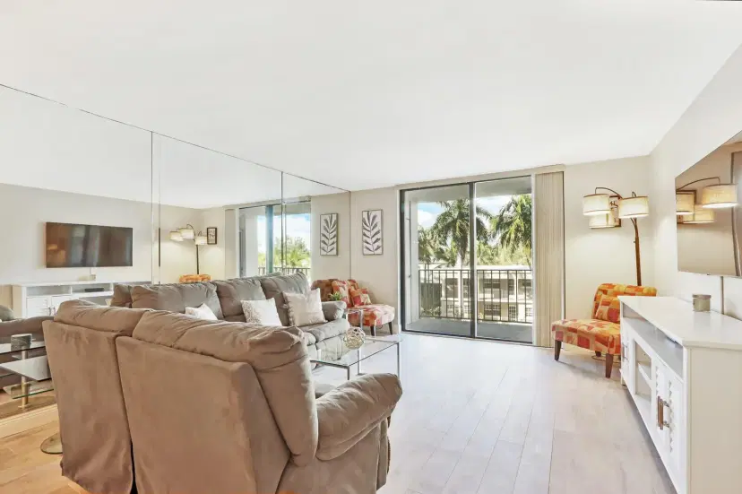 Picture of 145 Ocean 301 Avenue 301, Palm Beach Shores FL 33404