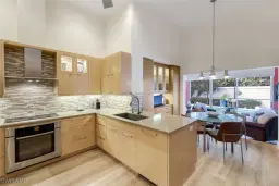 Picture of 353 Carlton Pl 33, Naples, FL 34108