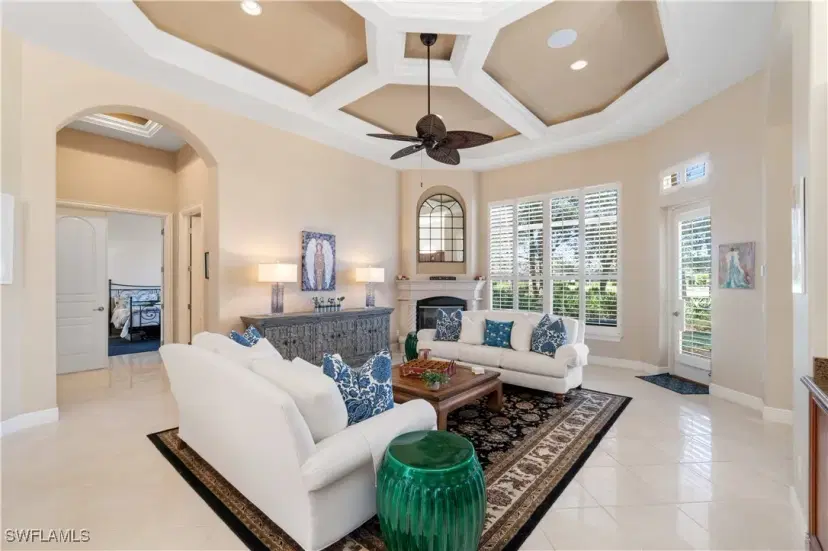 Picture of 245 Charleston Ct, Naples FL 34110