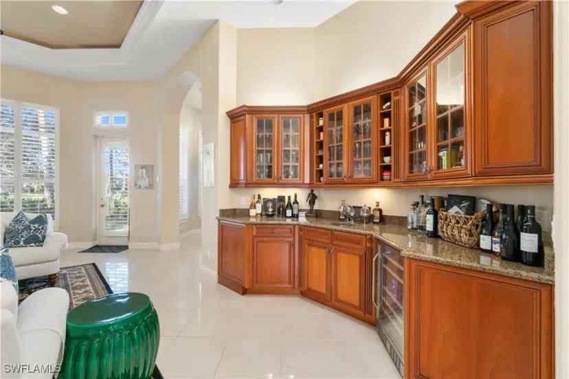 Picture of 245 Charleston Ct, Naples FL 34110
