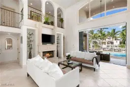 Picture of 533 15Th Ave S, Naples, FL 34102