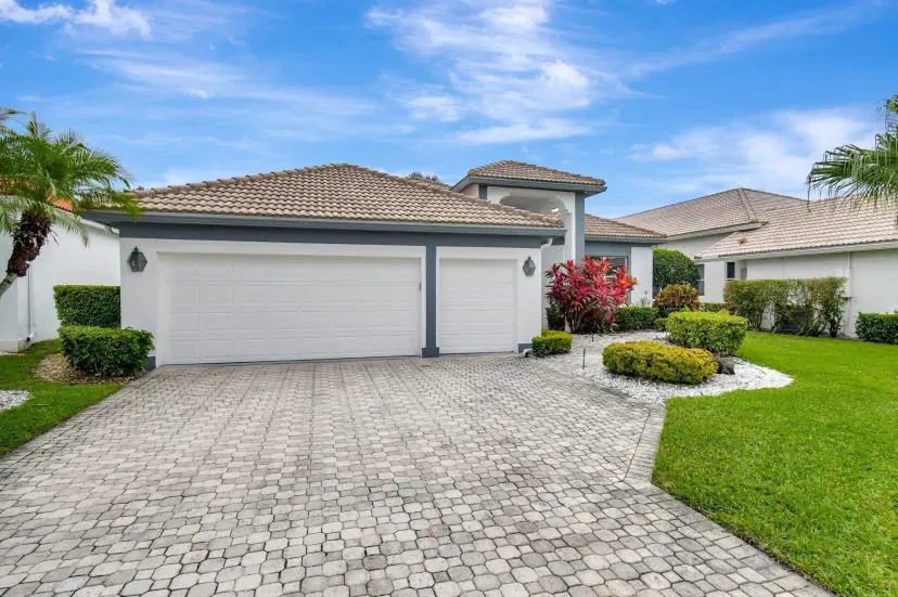 Picture of 11618 Losano Drive, Boynton Beach FL 33437
