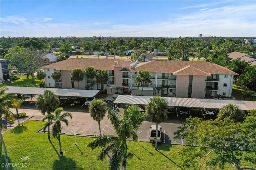 Picture of 2079 Barkeley Ln 6, Fort Myers FL 33907