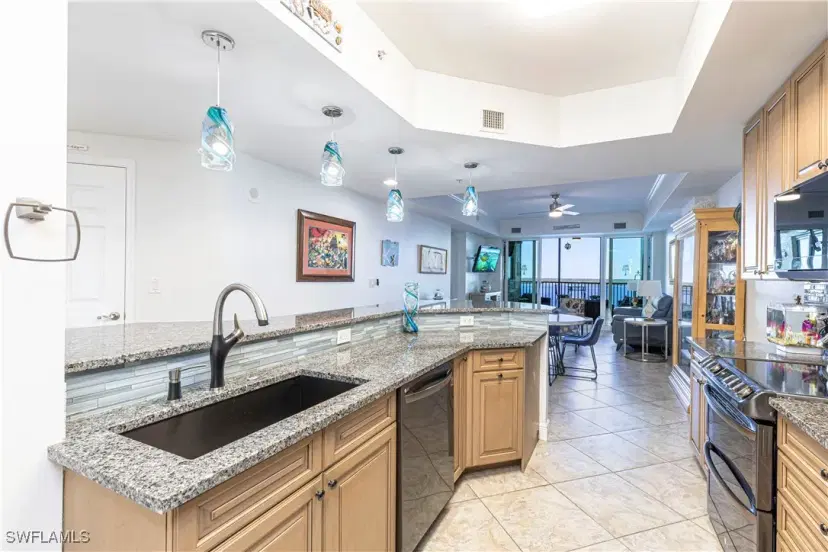 Picture of 2797 1St St 1402, Fort Myers FL 33916