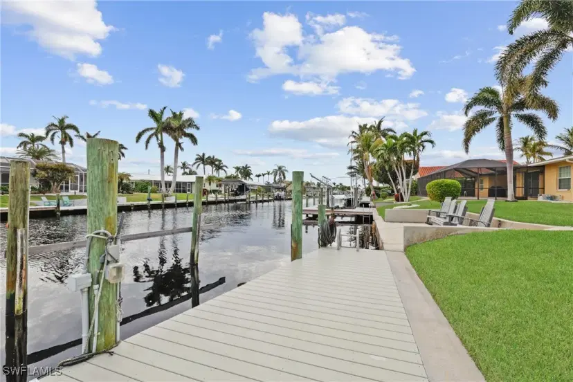Picture of 1938 SE 36Th Ter, Cape Coral FL 33904