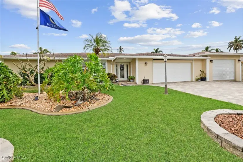 Picture of 1938 SE 36Th Ter, Cape Coral FL 33904