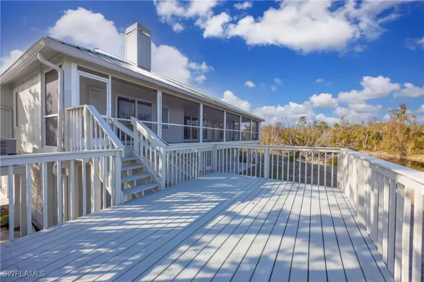 Picture of 4400 Gulf Pines Dr, Sanibel FL 33957