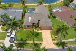 Picture of 1962 Terrazzo Ln, Naples, FL 34104