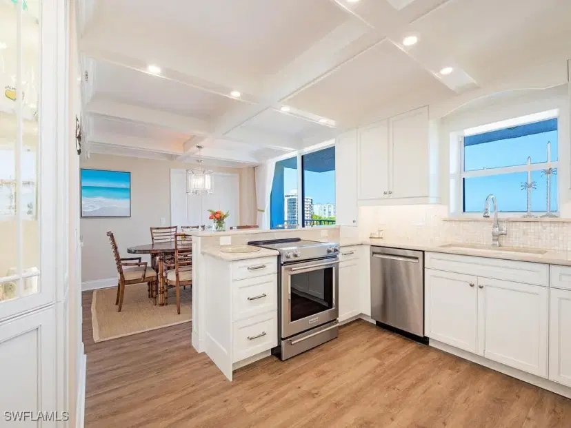 Picture of 10691 Gulf Shore Dr 802, Naples FL 34108