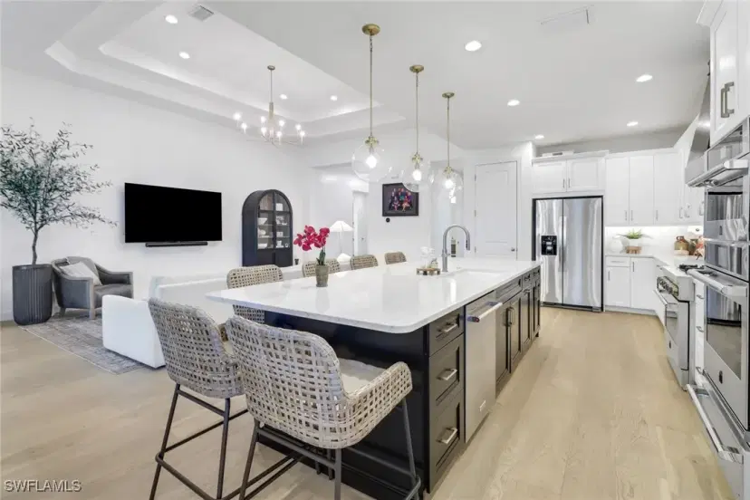 Picture of 9241 Cayman Dr, Naples FL 34114
