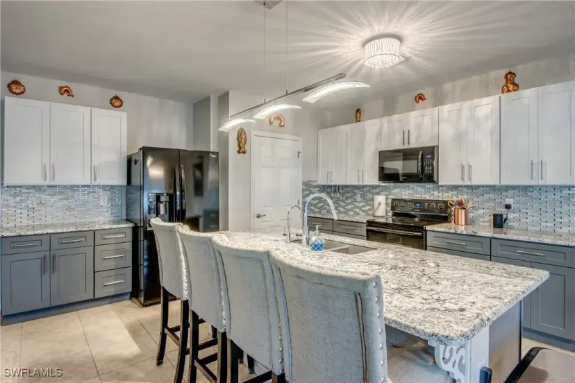 Picture of 3010 SW 11Th Ct, Cape Coral FL 33914