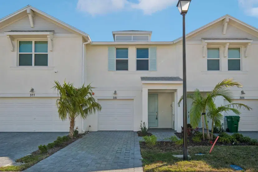 Picture of 381 Salisbury Circle, Fort Pierce FL 34982