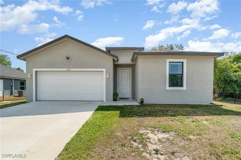 Picture of 1229 Zinnia Loop, Labelle FL 33935