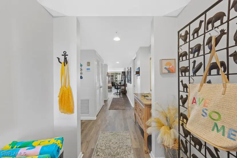 Picture of 21 Bluebill Ave B905, Naples FL 34108