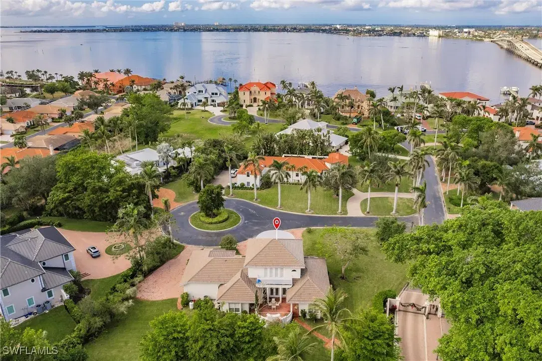 Picture of 12871 Magnolia Pointe Ct, Fort Myers, FL 33919
